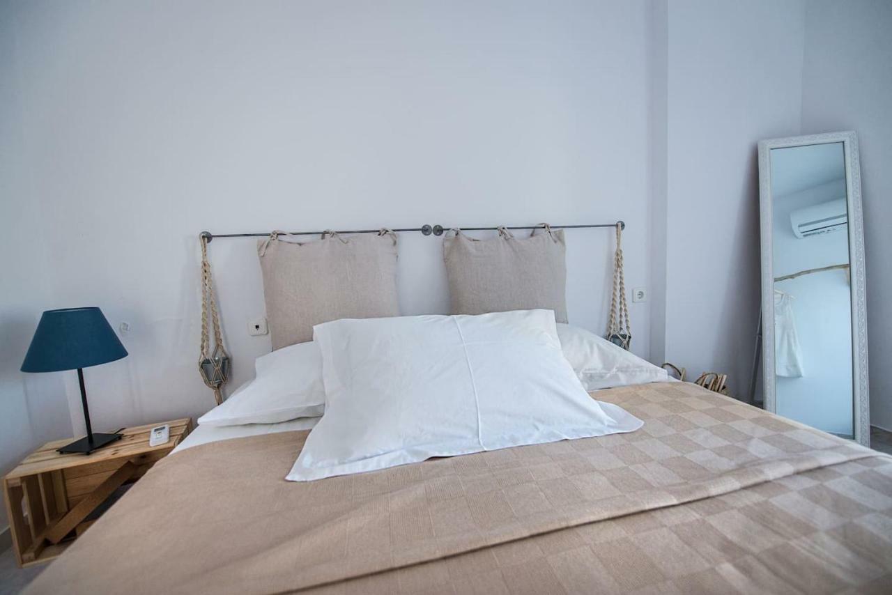 Aquarella-Stylish Veranda Apartment In Centre Of Poros Town Esterno foto
