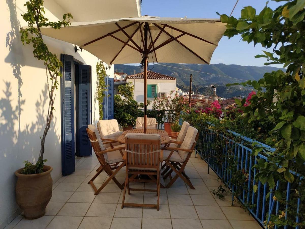 Aquarella-Stylish Veranda Apartment In Centre Of Poros Town Esterno foto